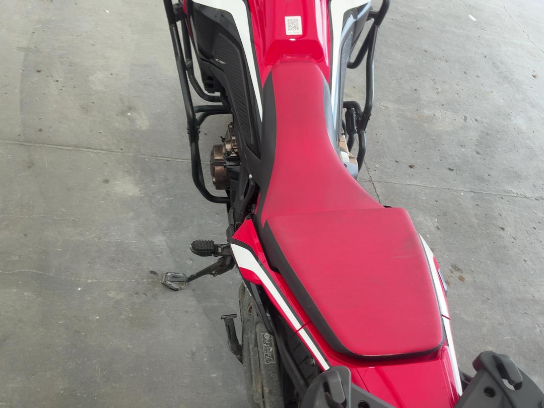 Photo '10' of Honda CRF1100 L1 Standard 1.1P Photo '10' of Honda CRF1100 L1 Standard 1.1P