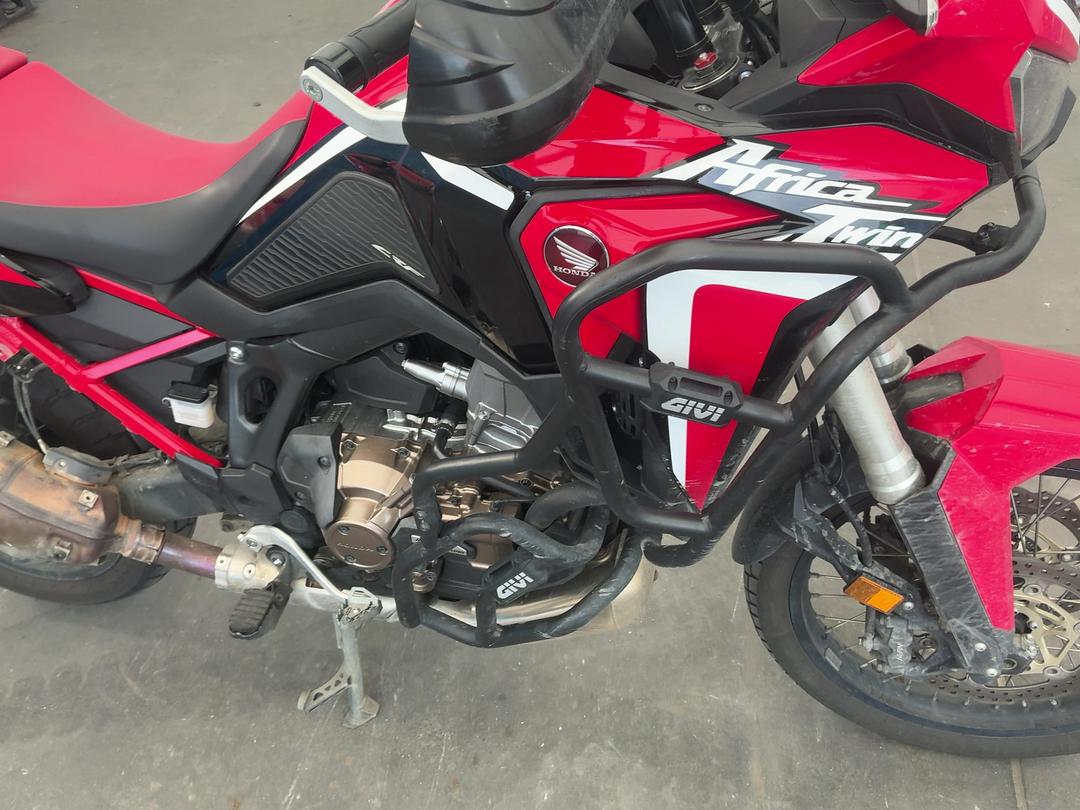 Photo '24' of Honda CRF1100 L1 Standard 1.1P Photo '24' of Honda CRF1100 L1 Standard 1.1P