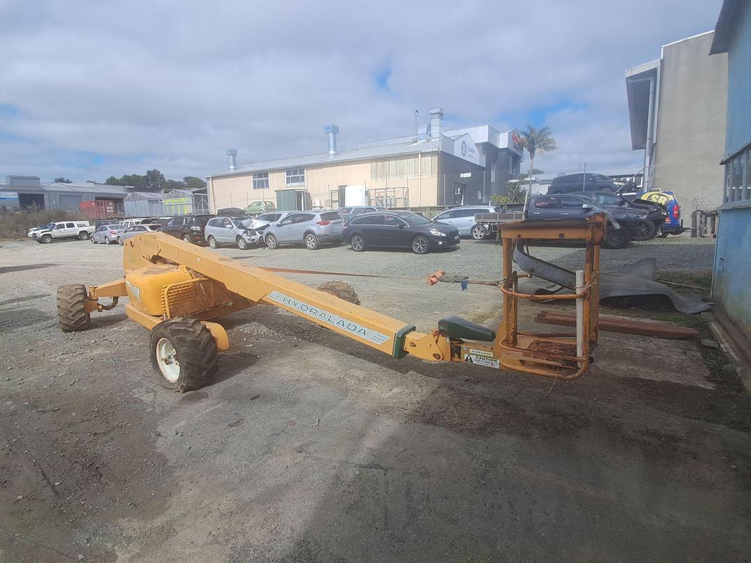 Photo '1' of Hydraladda Ladder Picker Other Machine