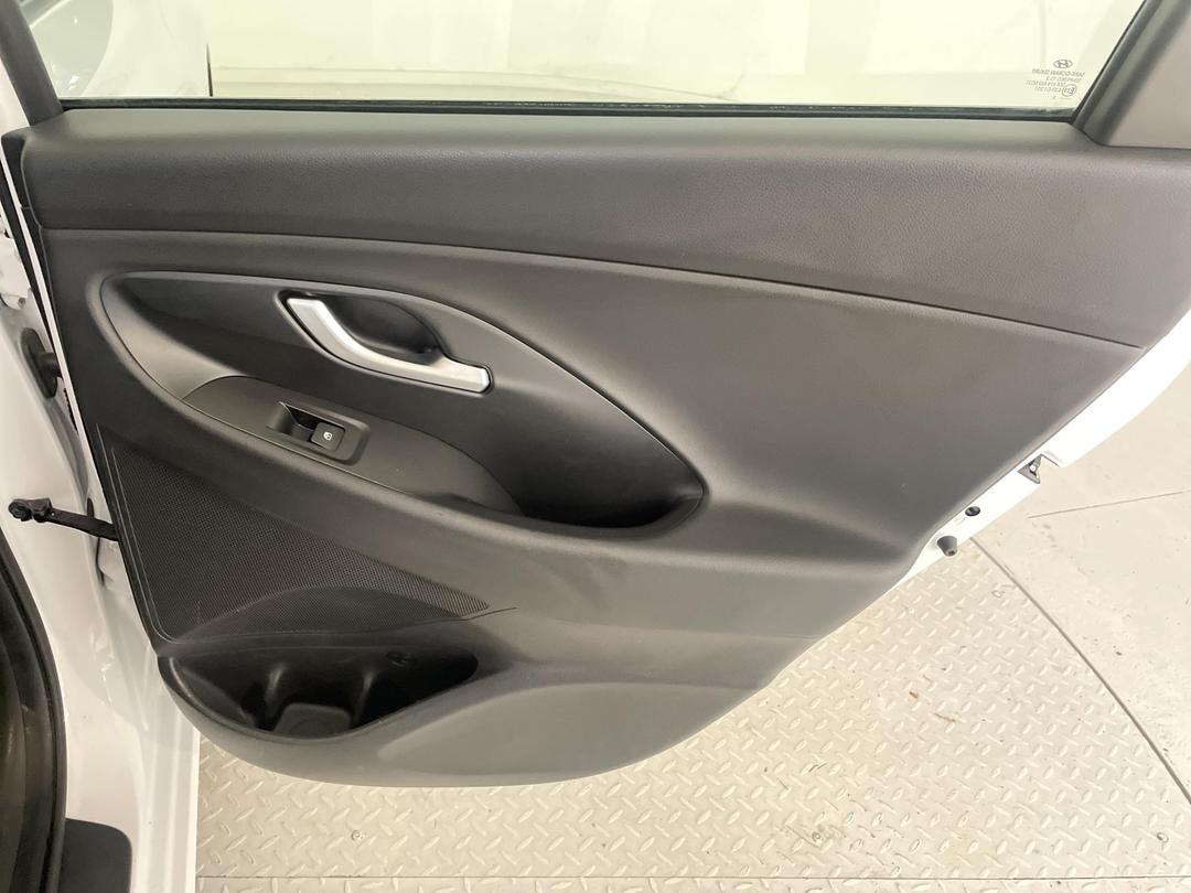 Photo '19' of Hyundai I30