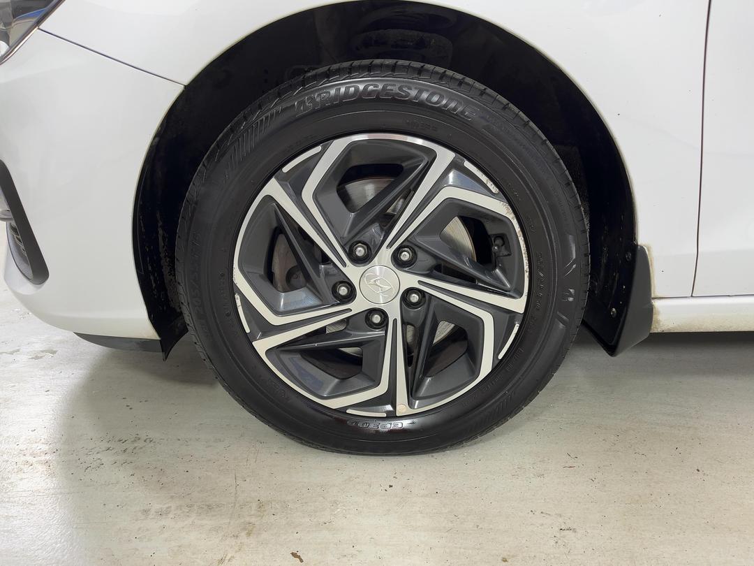 Photo '10' of Hyundai I30