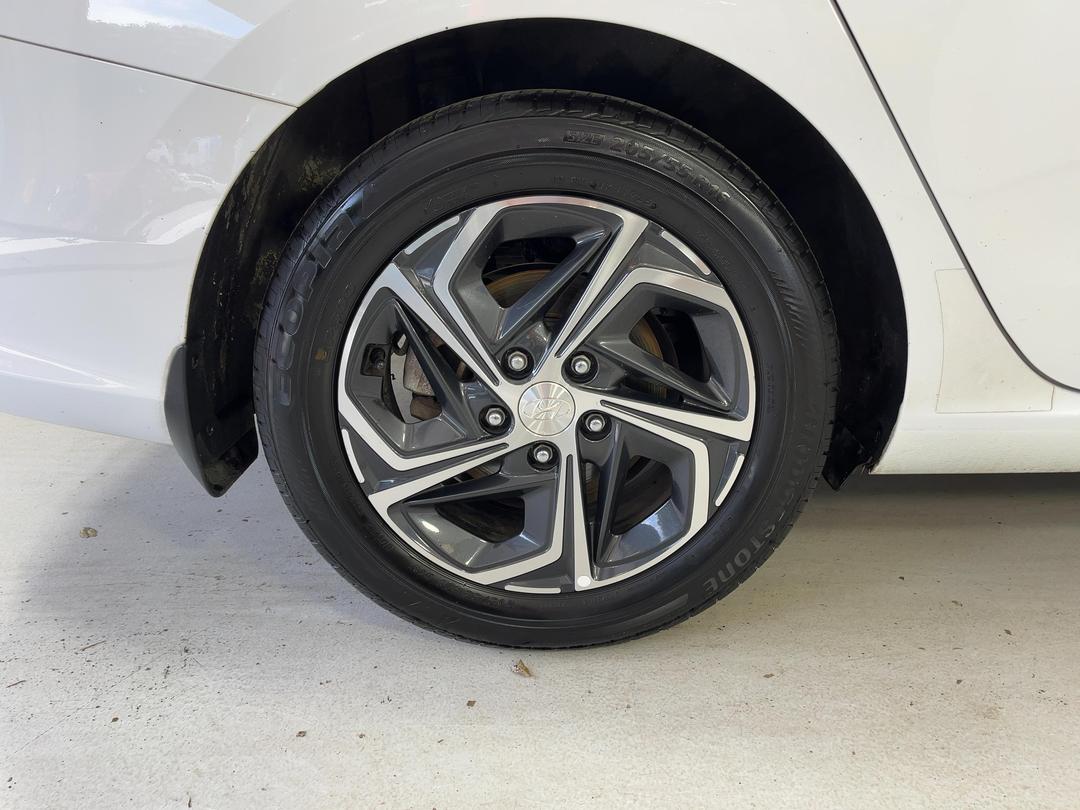 Photo '12' of Hyundai I30