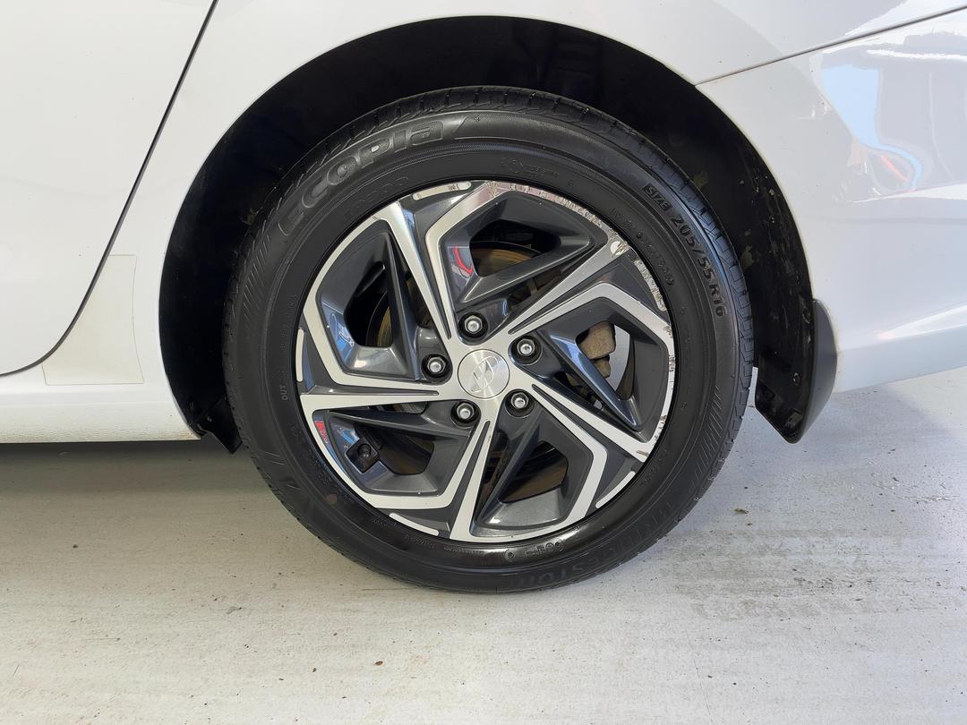 Photo '11' of Hyundai I30