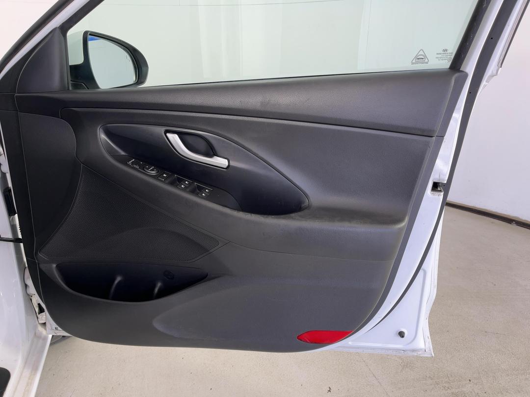 Photo '15' of Hyundai I30