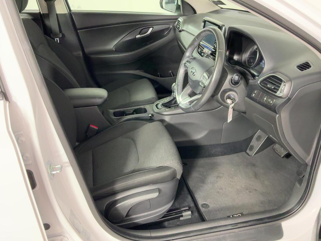 Photo '16' of Hyundai I30