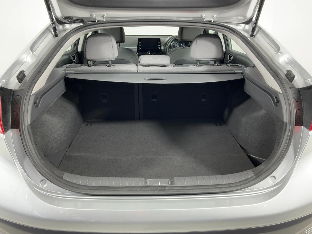 Photo '14' of Hyundai Ioniq