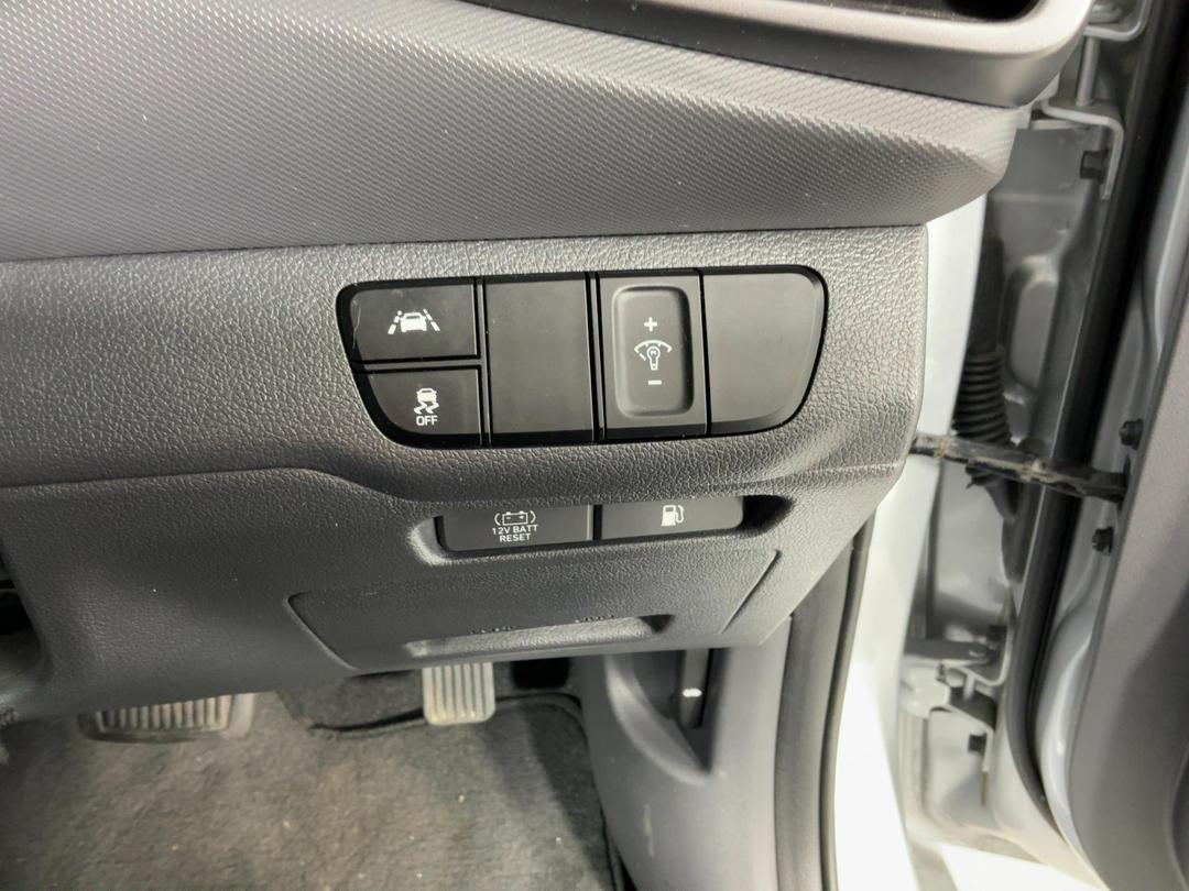 Photo '25' of Hyundai Ioniq