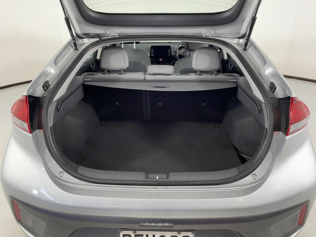 Photo '14' of Hyundai Ioniq