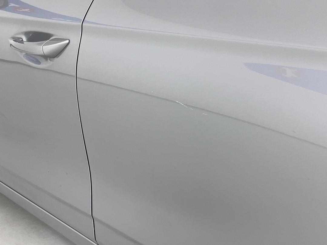 Photo '27' of Hyundai Ioniq