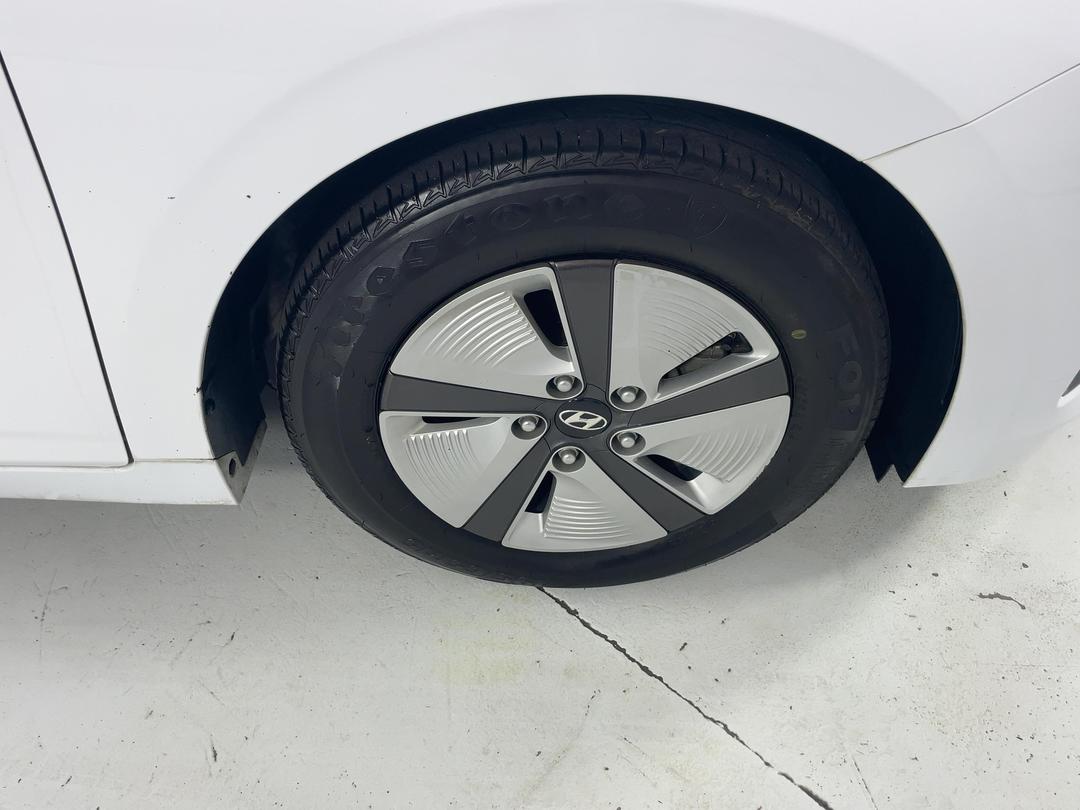 Photo '9' of Hyundai Ioniq