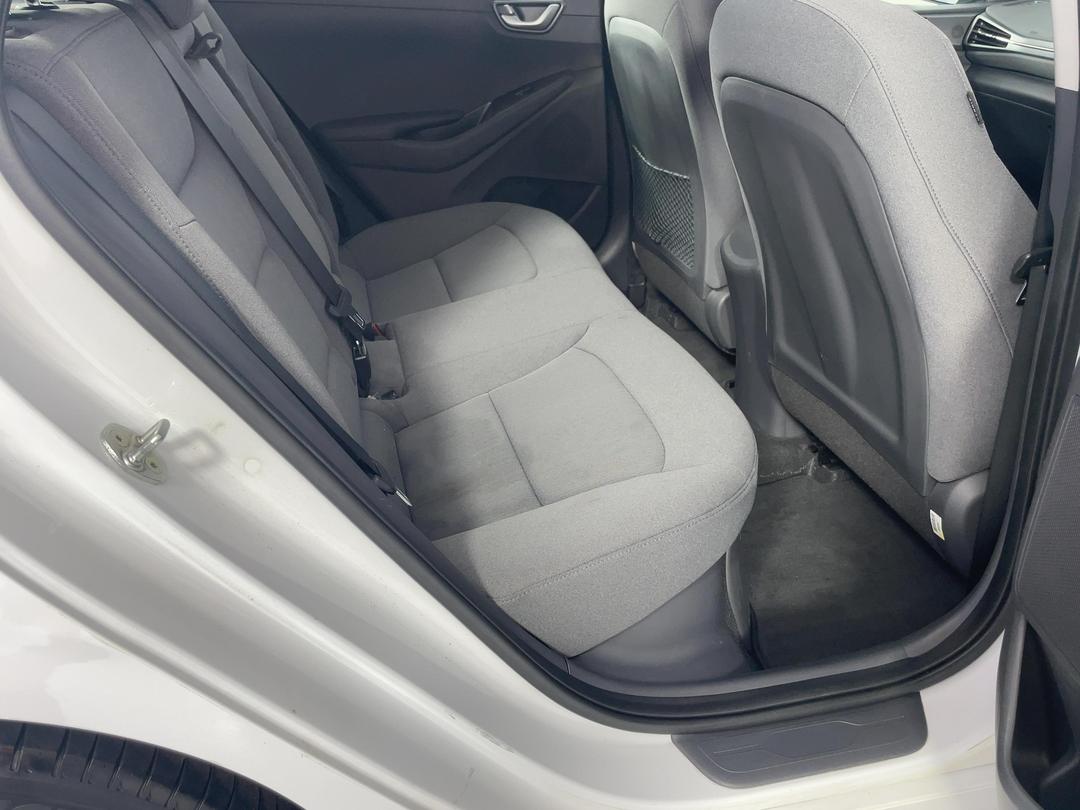 Photo '20' of Hyundai Ioniq