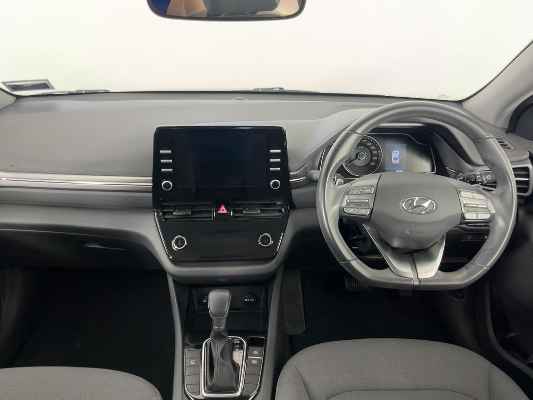 Photo '17' of Hyundai Ioniq
