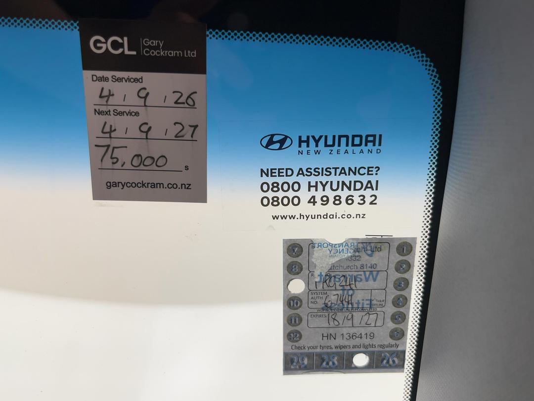 Photo '28' of Hyundai Ioniq