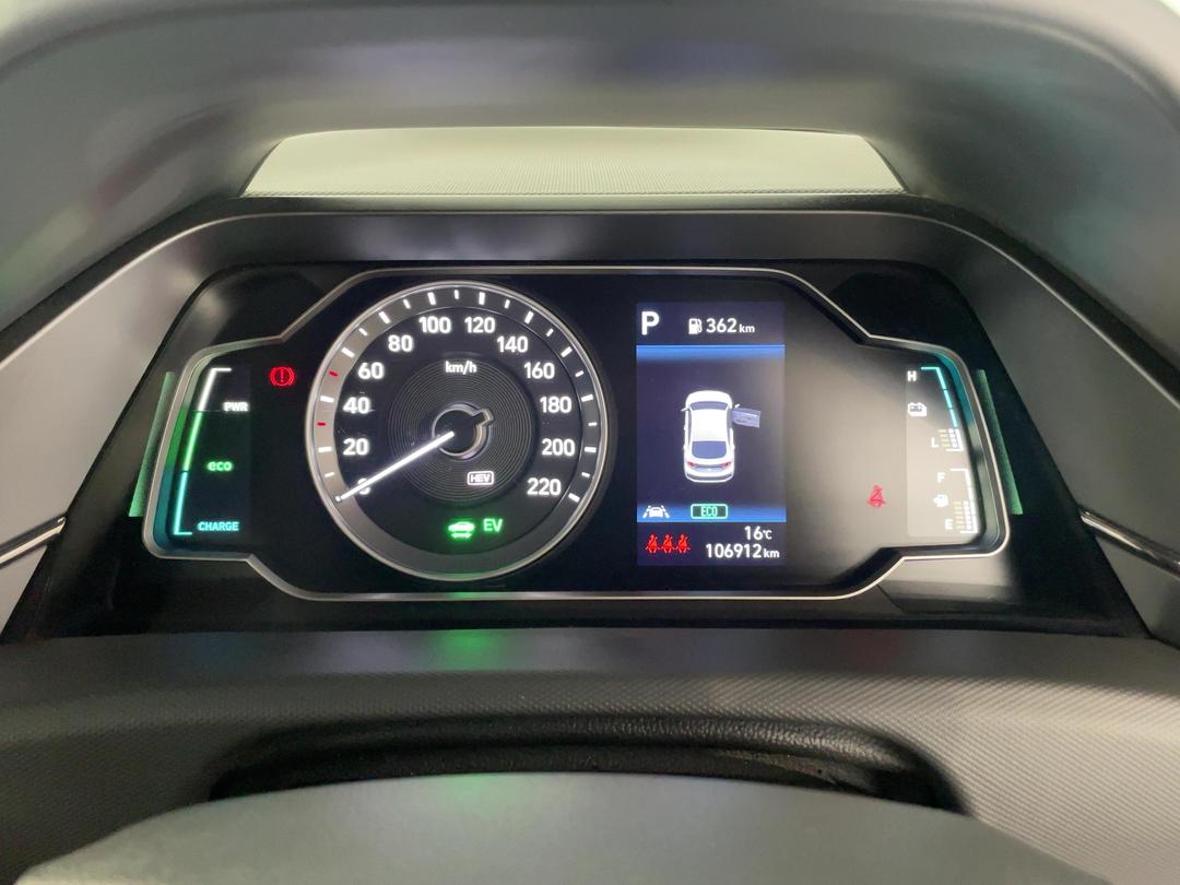 Photo '21' of Hyundai Ioniq
