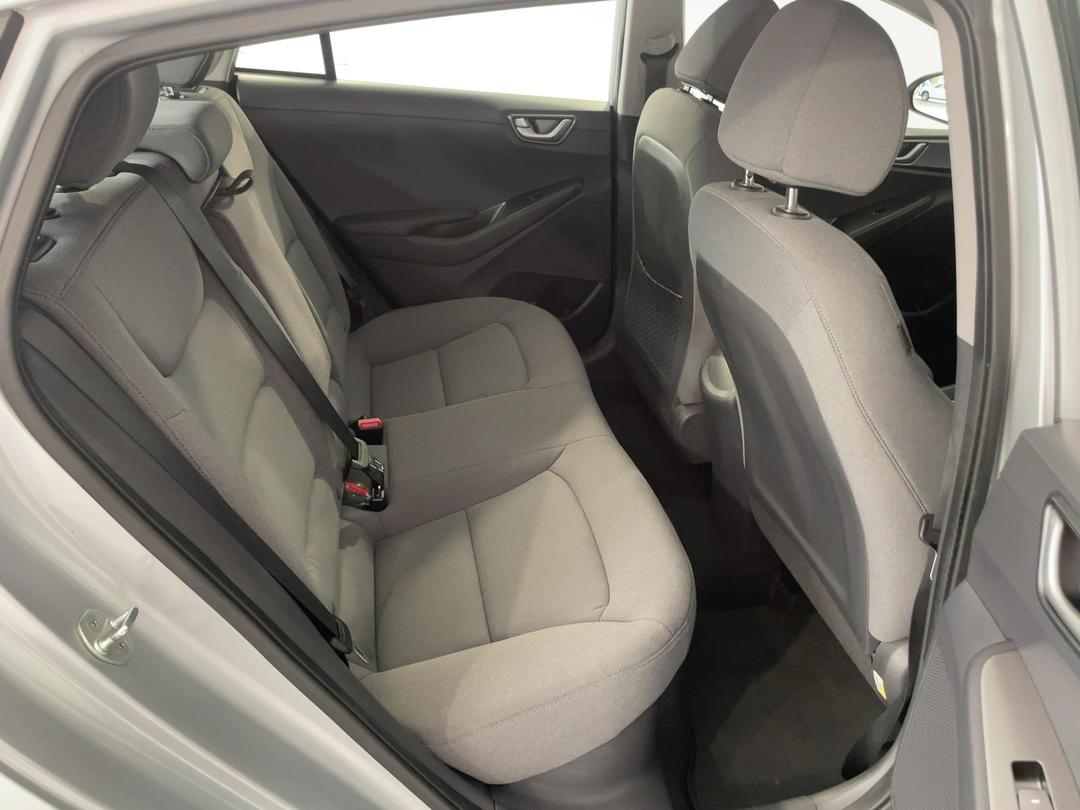 Photo '20' of Hyundai Ioniq