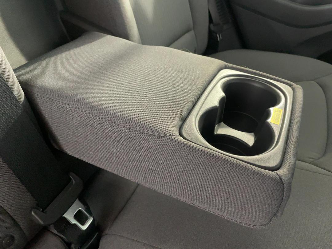Photo '23' of Hyundai Ioniq