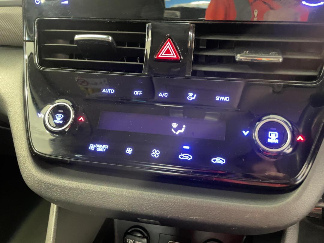 Photo '31' of Hyundai Ioniq