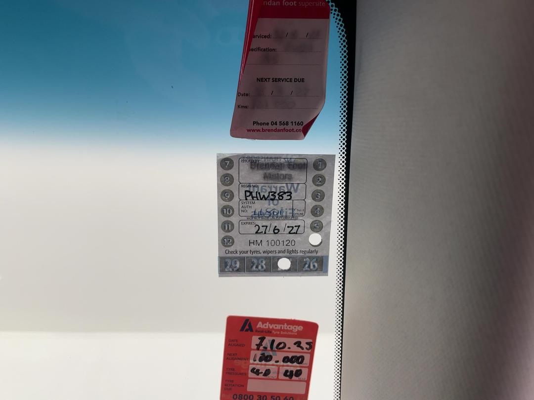 Photo '34' of Hyundai Ioniq
