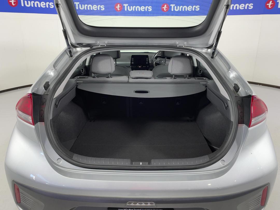 Photo '14' of Hyundai Ioniq