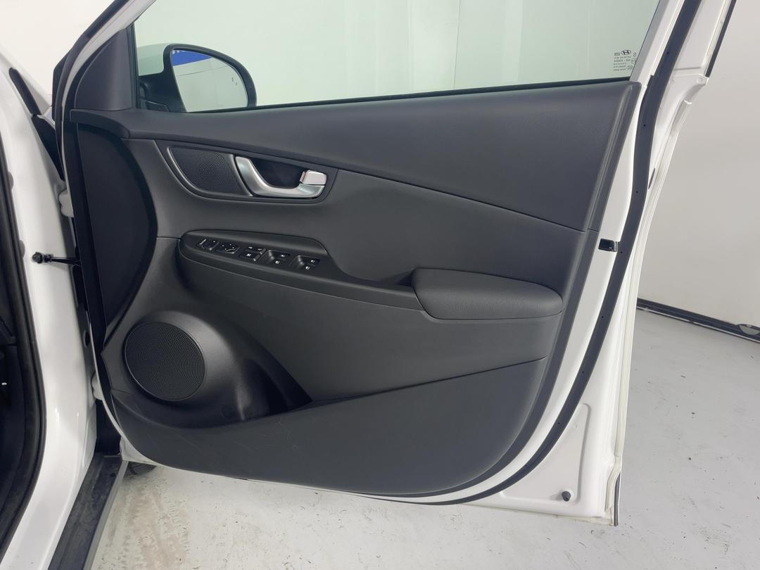 Photo '15' of Hyundai Kona