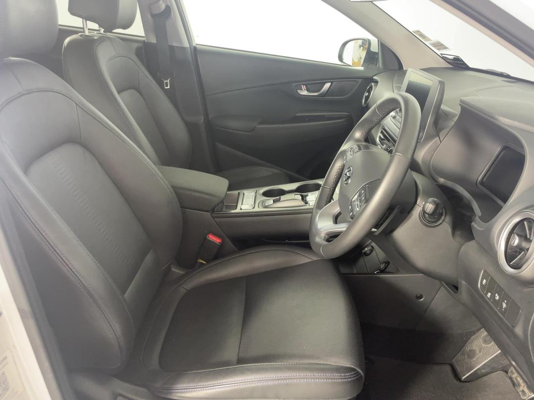 Photo '16' of Hyundai Kona
