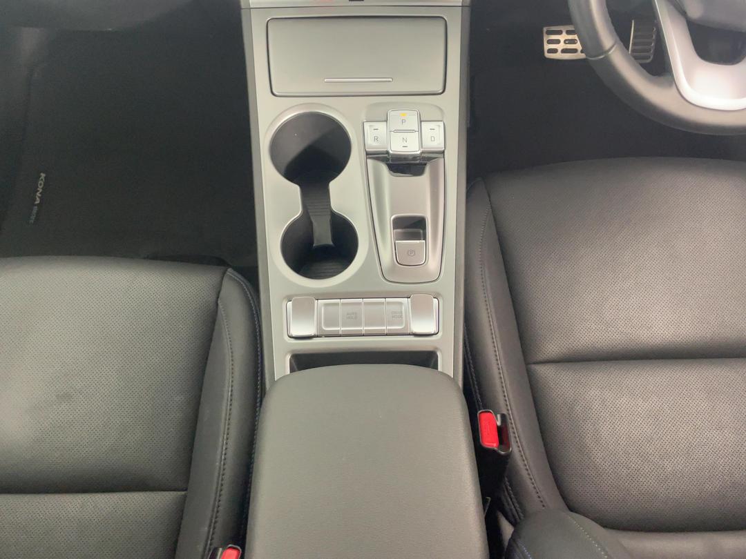 Photo '18' of Hyundai Kona
