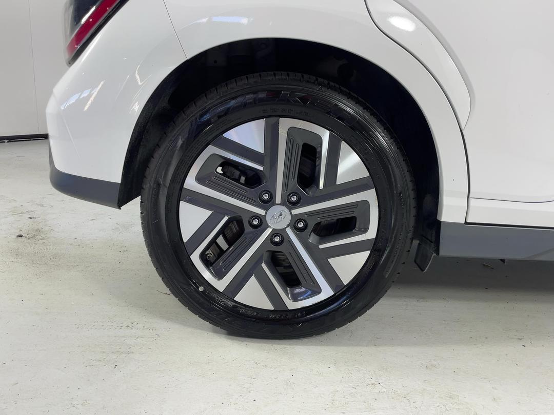 Photo '12' of Hyundai Kona