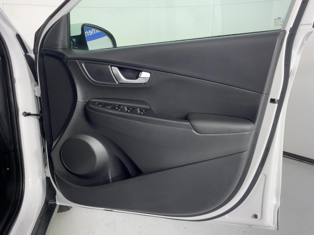 Photo '15' of Hyundai Kona