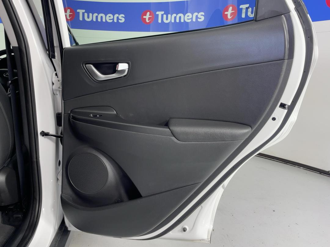 Photo '19' of Hyundai Kona