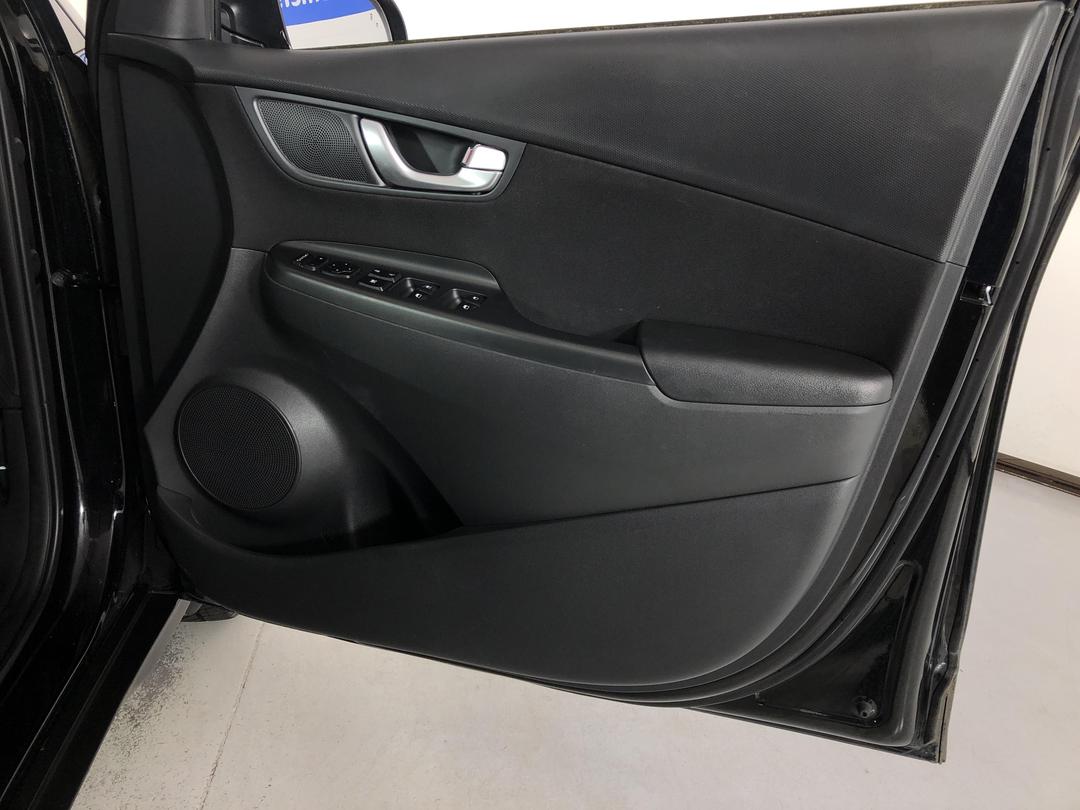 Photo '15' of Hyundai Kona