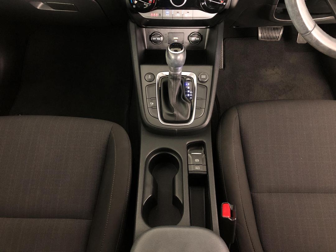 Photo '18' of Hyundai Kona