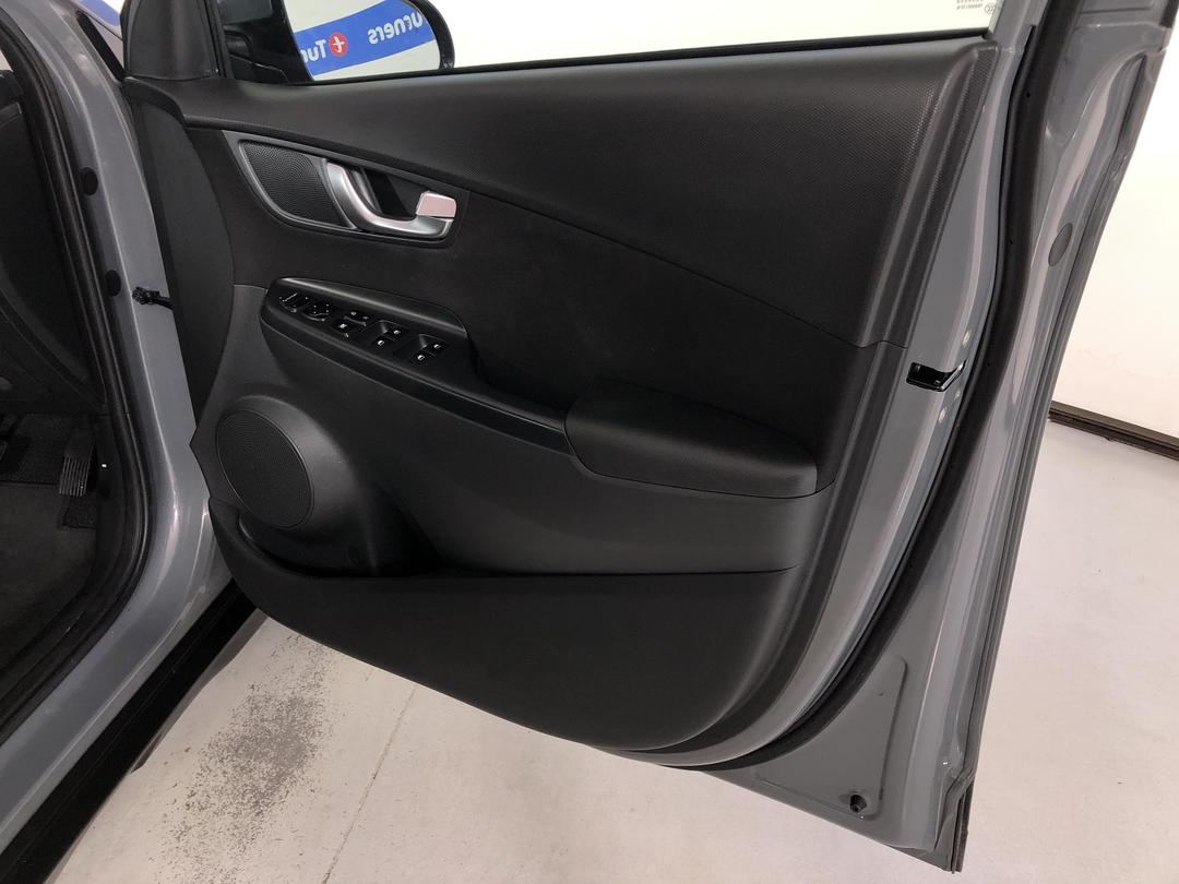 Photo '15' of Hyundai Kona