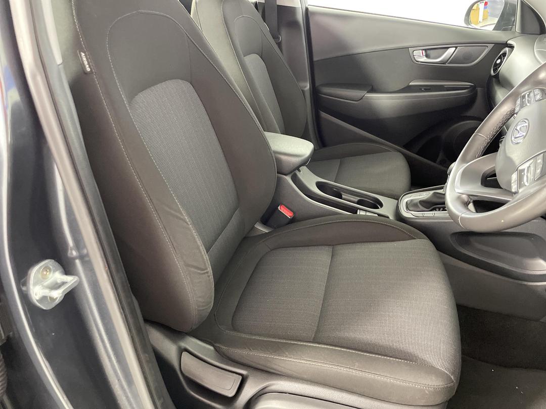 Photo '16' of Hyundai Kona