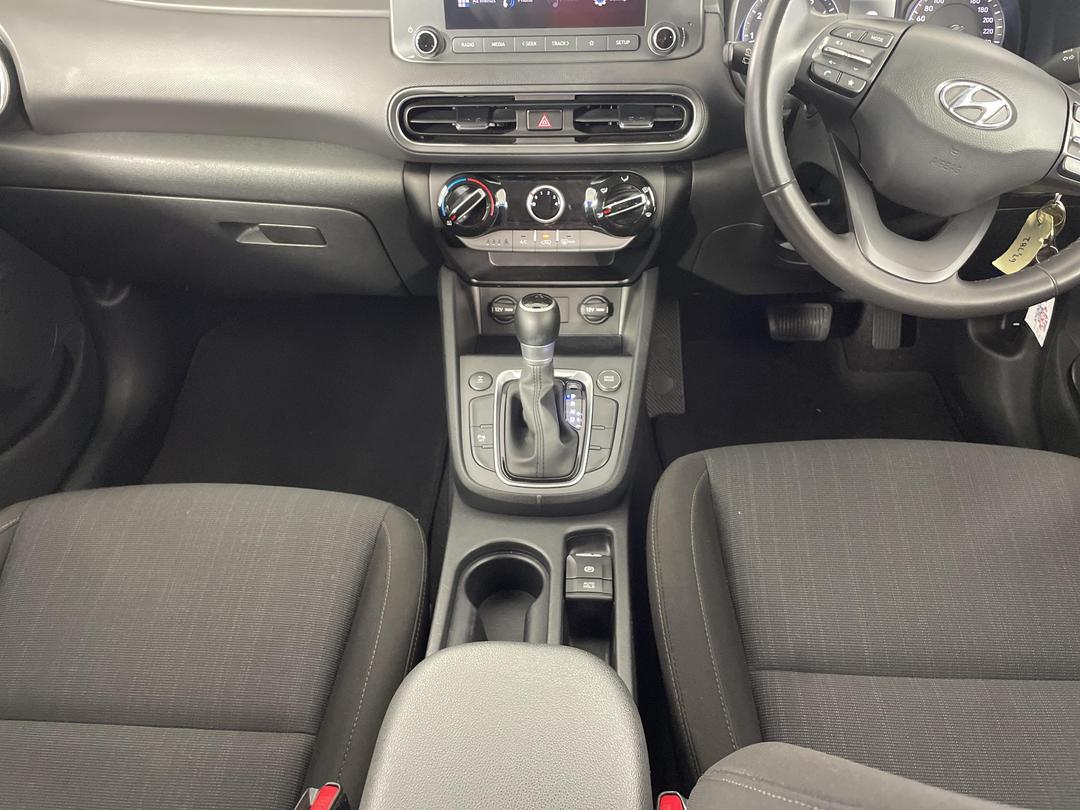 Photo '18' of Hyundai Kona