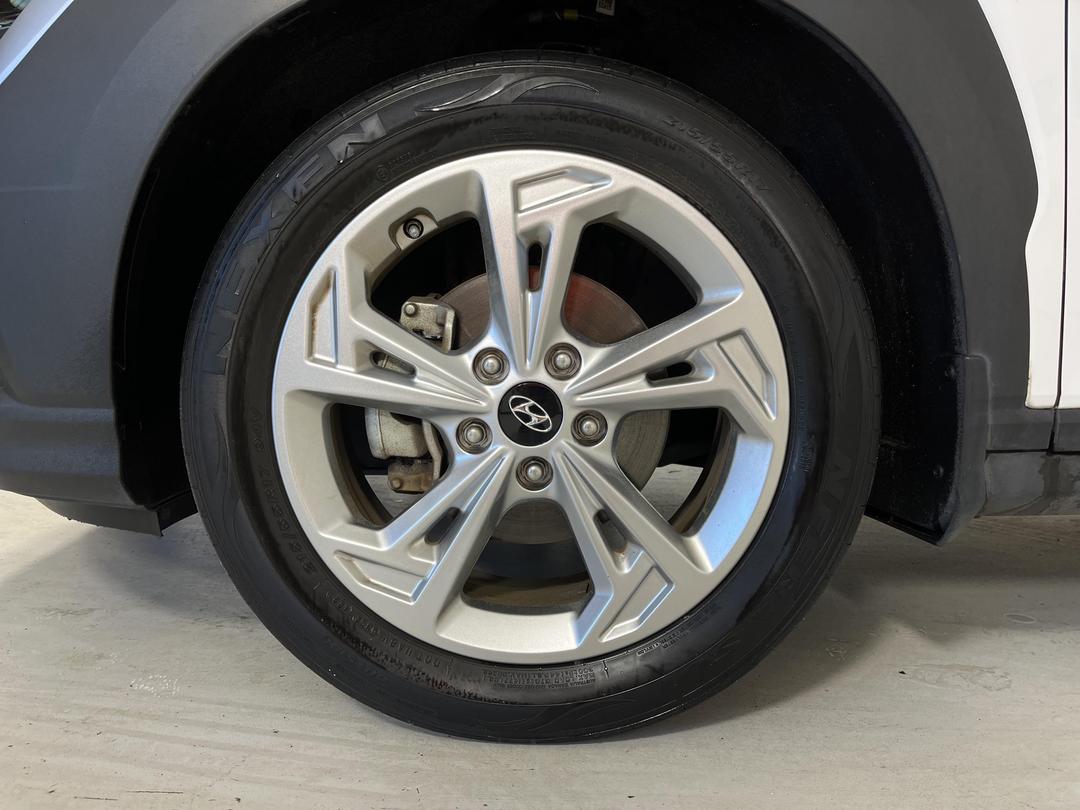 Photo '10' of Hyundai Kona