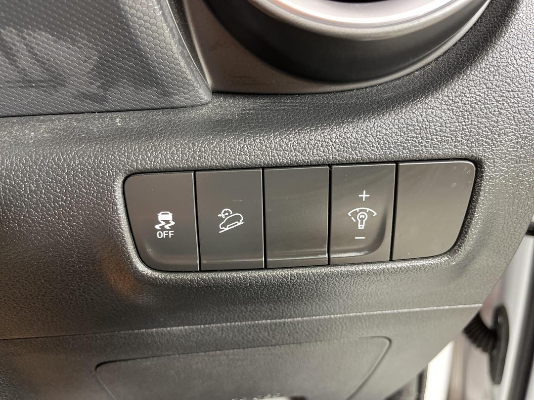 Photo '24' of Hyundai Kona