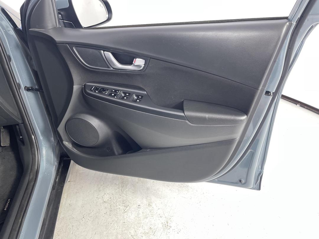 Photo '15' of Hyundai Kona