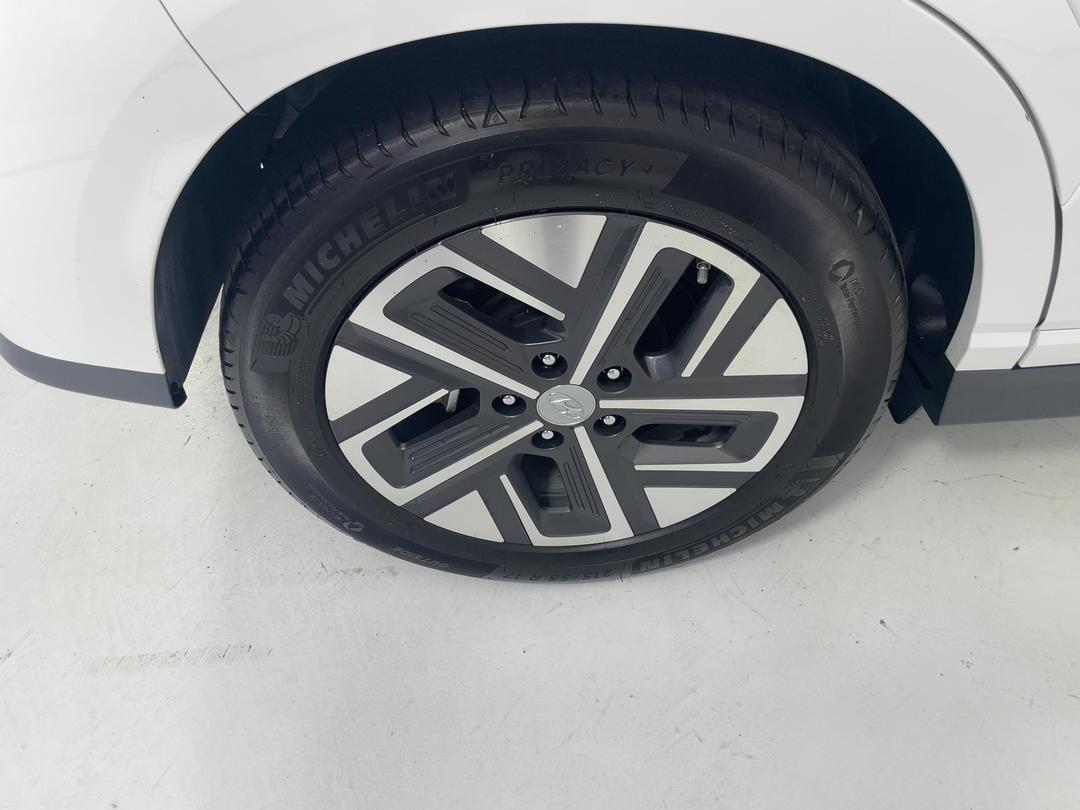 Photo '12' of Hyundai Kona