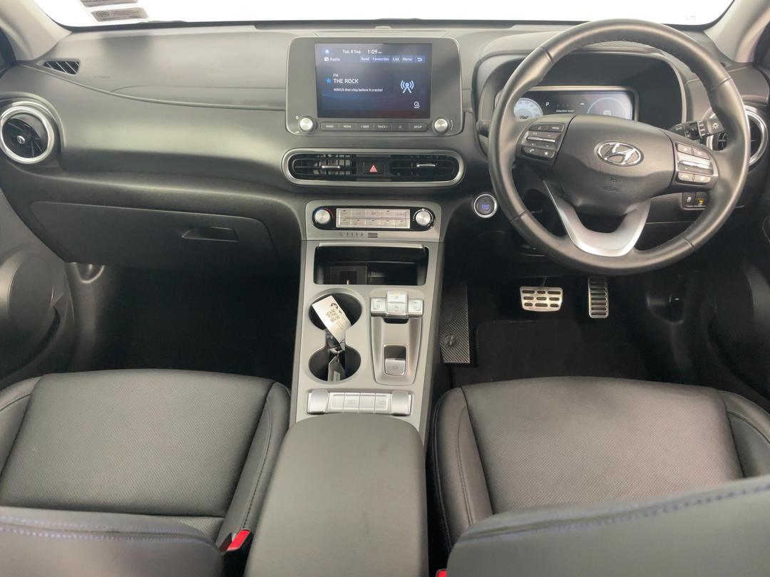 Photo '17' of Hyundai Kona