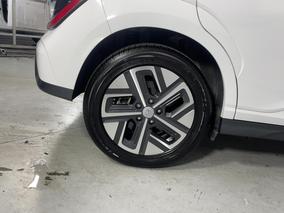 Photo '12' of Hyundai Kona