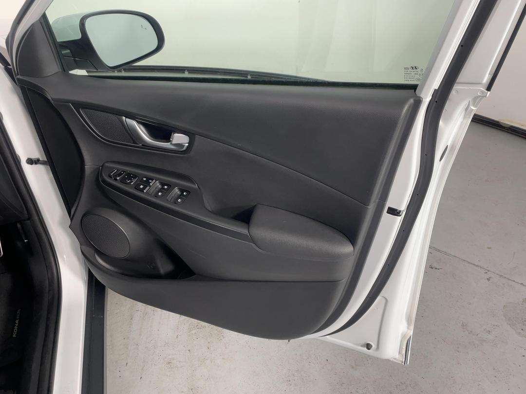 Photo '15' of Hyundai Kona