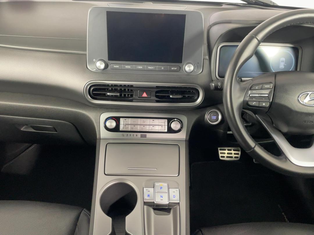 Photo '18' of Hyundai Kona