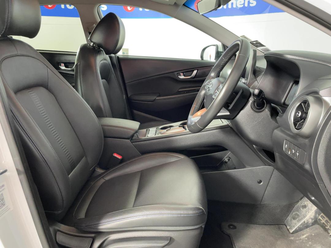 Photo '16' of Hyundai Kona