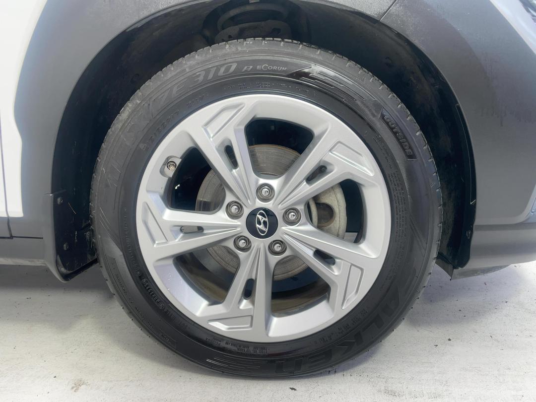 Photo '9' of Hyundai Kona