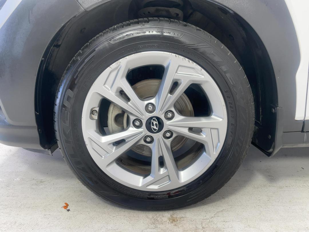 Photo '10' of Hyundai Kona