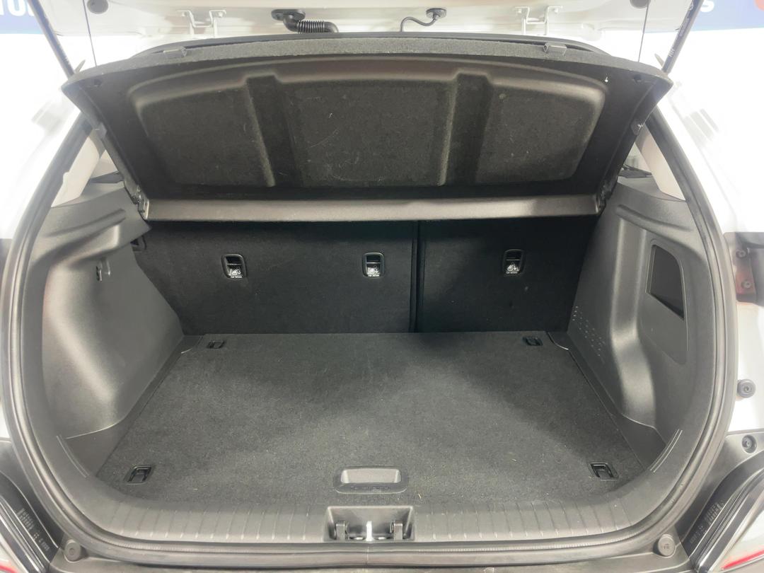 Photo '14' of Hyundai Kona