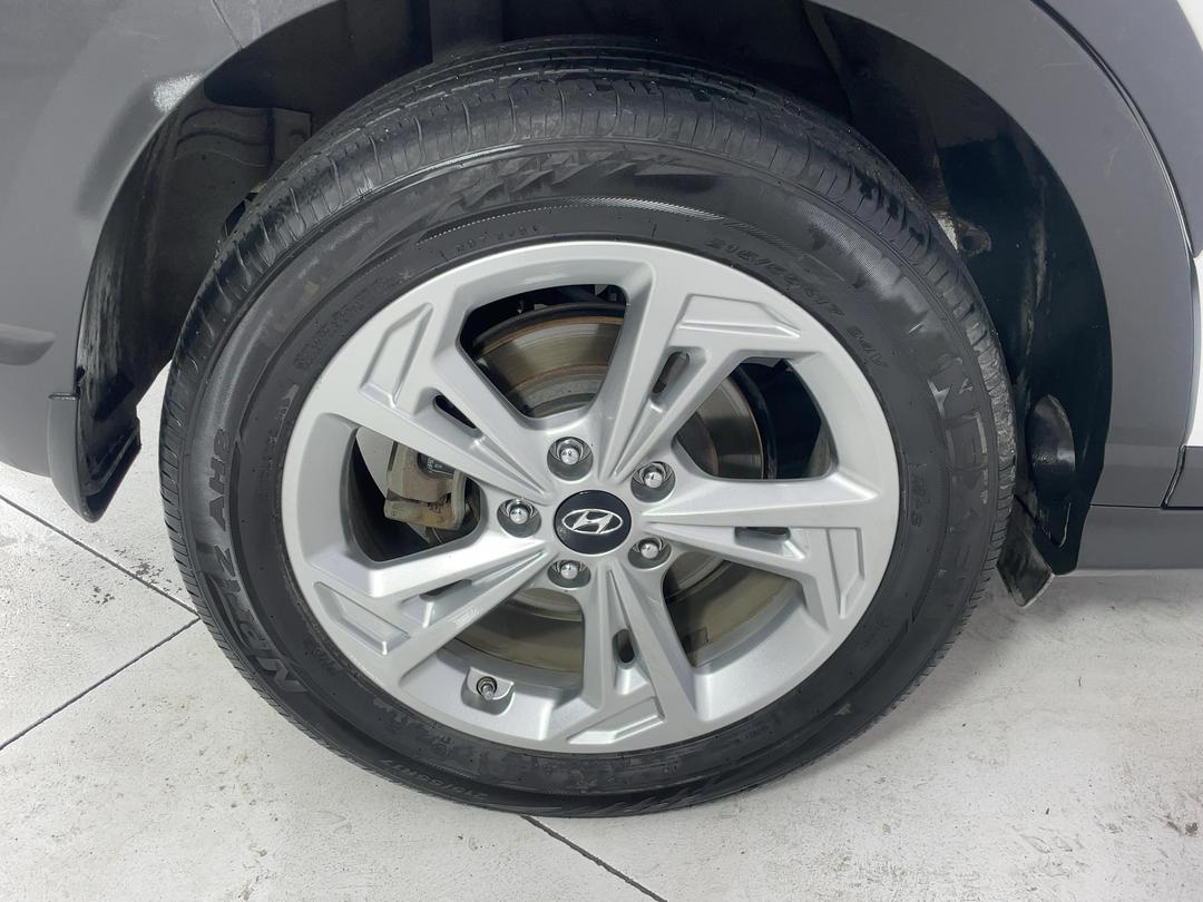 Photo '12' of Hyundai Kona