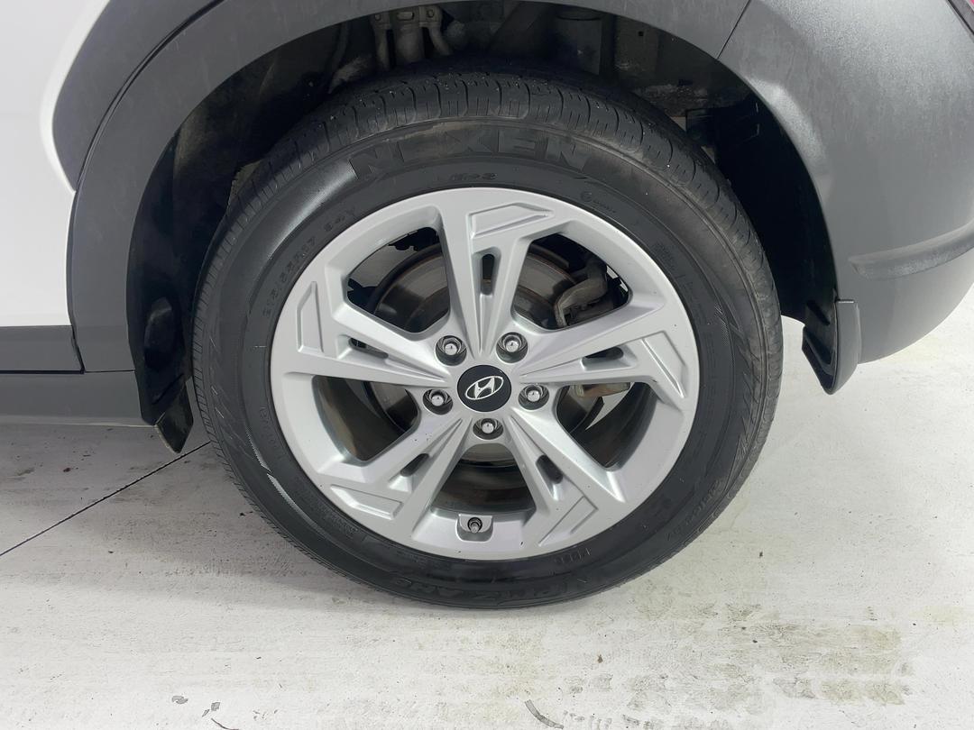 Photo '11' of Hyundai Kona