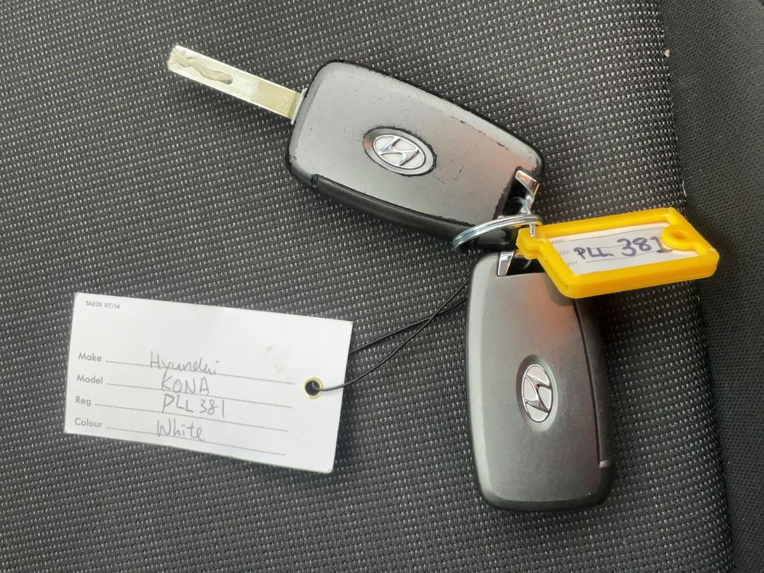Photo '22' of Hyundai Kona