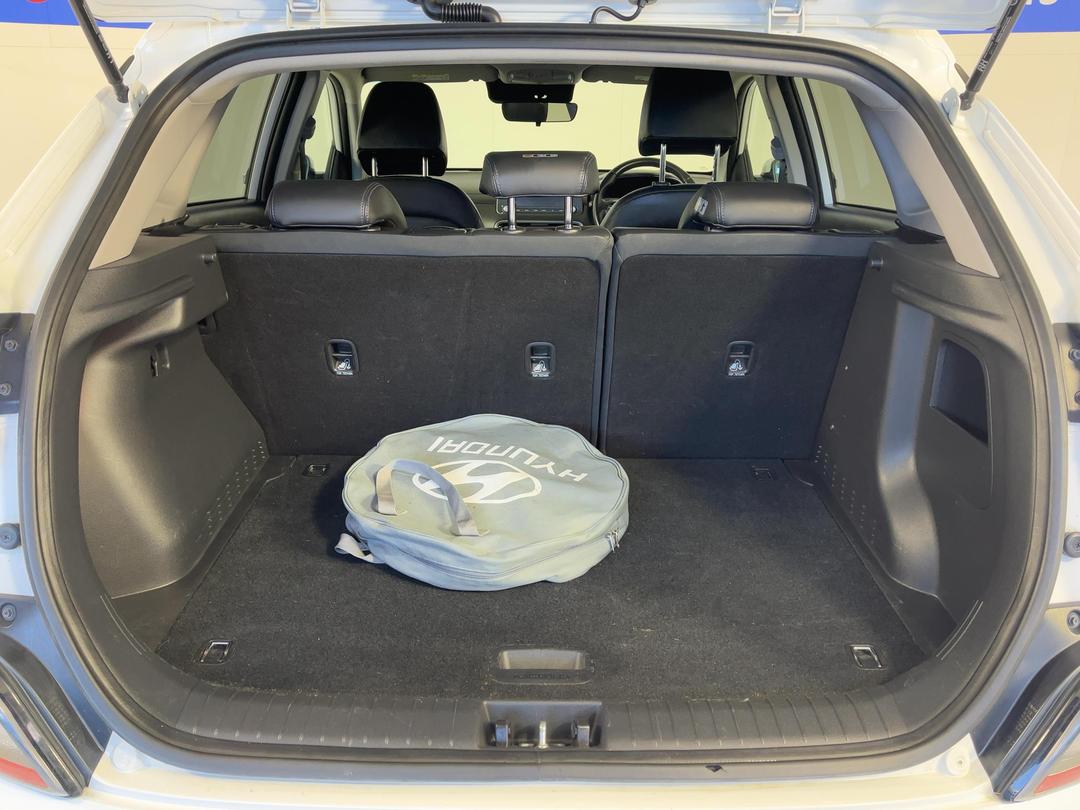 Photo '14' of Hyundai Kona